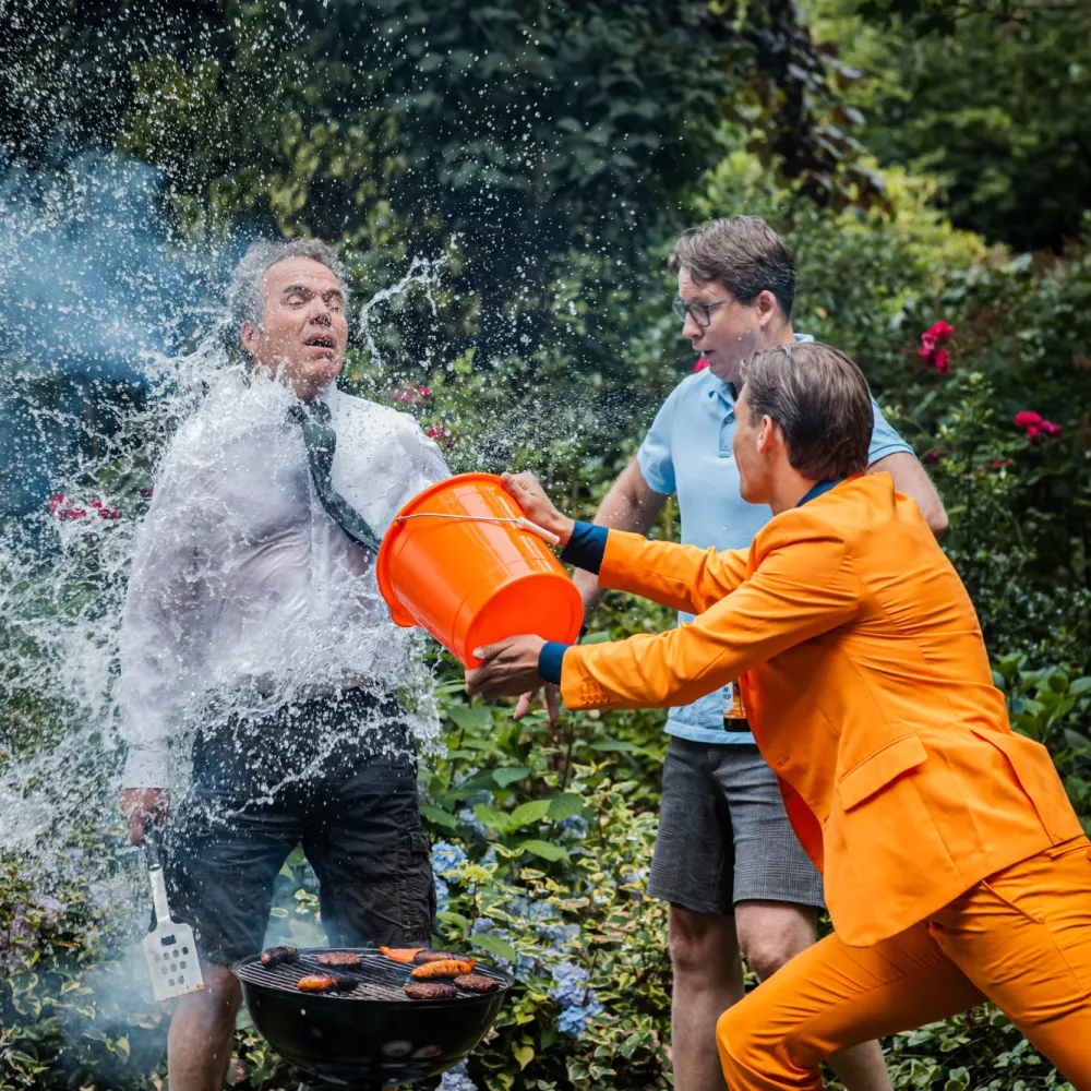 Uit de brand helpen 5